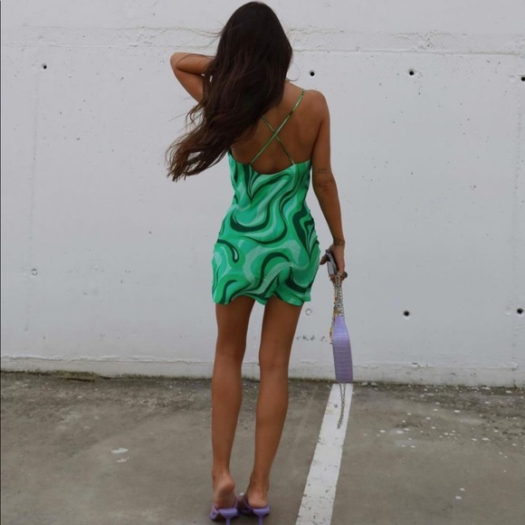 Zara Flowy Mini Dress Green - Picture 14 of 16